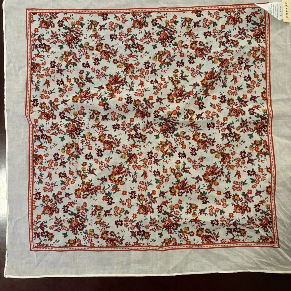 Sézane Floral Patterned Scarf - Picture 3 of 3